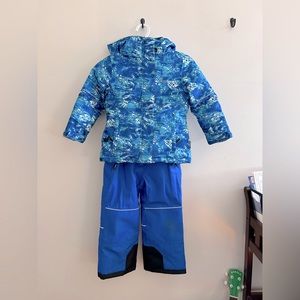 Girls 5T snowsuit